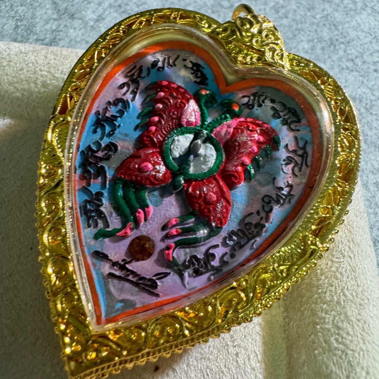 古巴吉士纳蝴蝶牌 泰国佛牌真品 香香牌鎏金壳-阿里巴巴