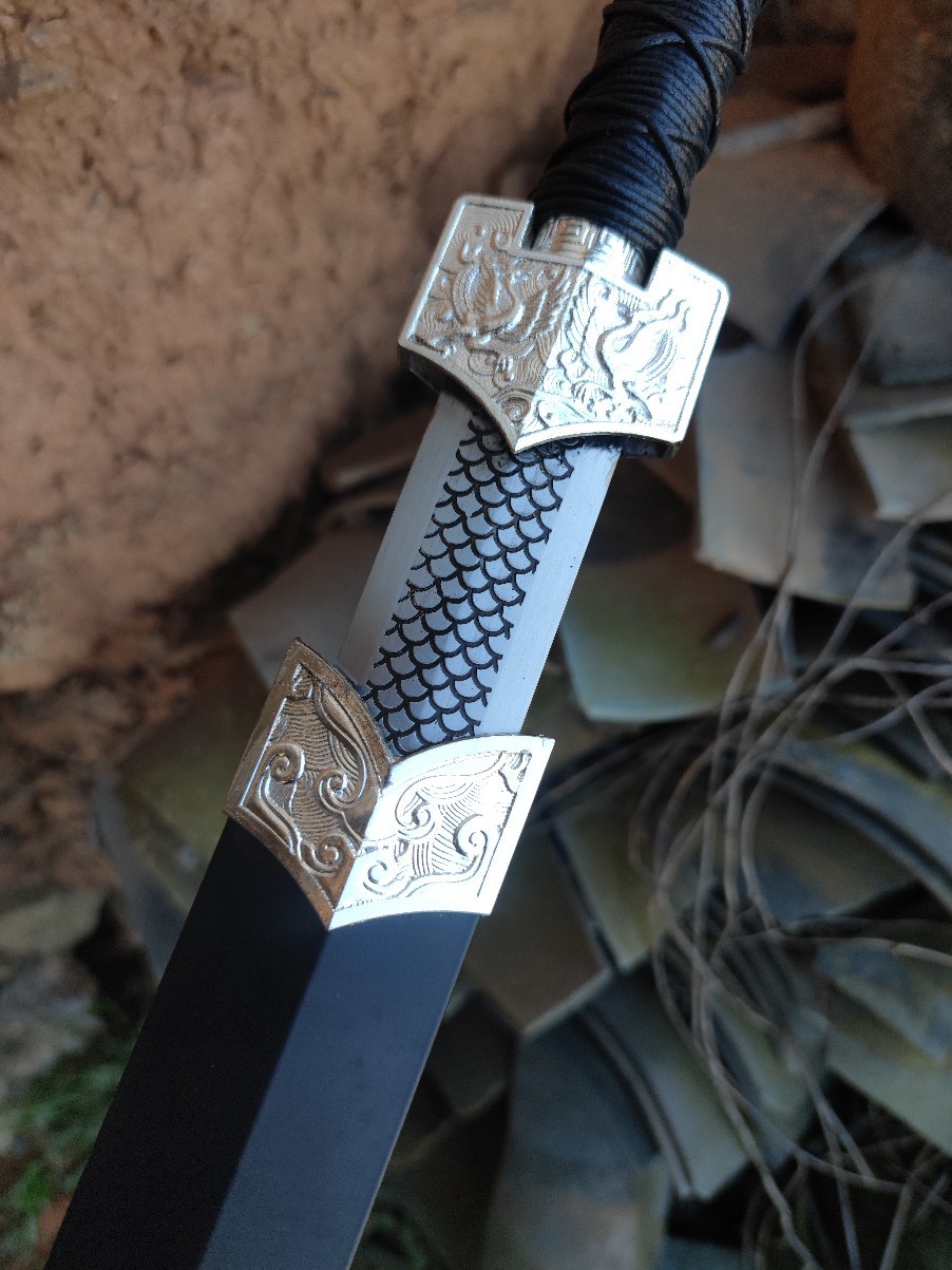 龙泉正则宝剑汉剑全金属热卖新款八面硬剑十八年老厂未开刃