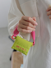 韩版新款迷你小包包女可爱耳机包布艺手提口红包数据线收纳mini包