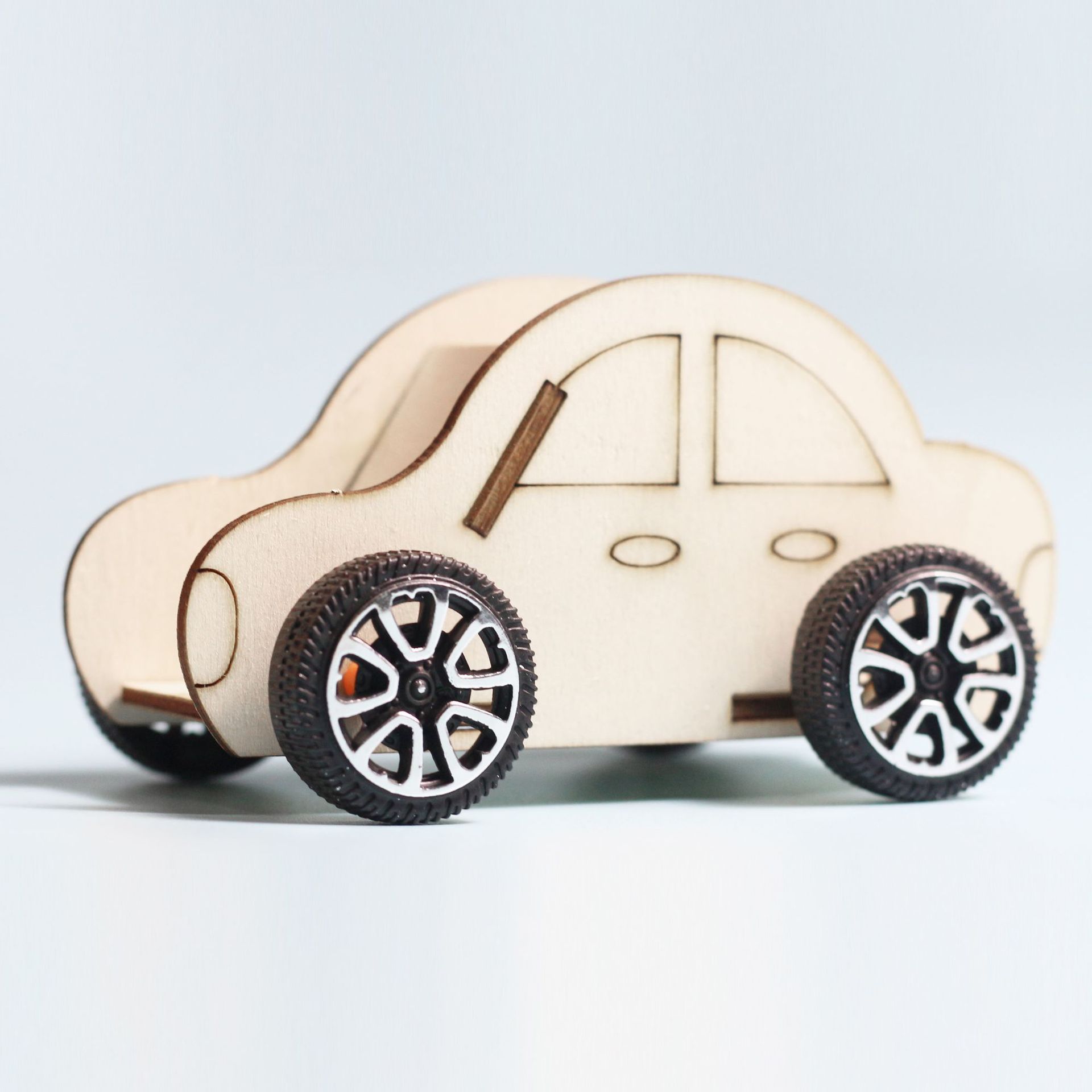 拉线小车 幼儿园小学科技小制作手工diy科学实验趣味游戏回力小车