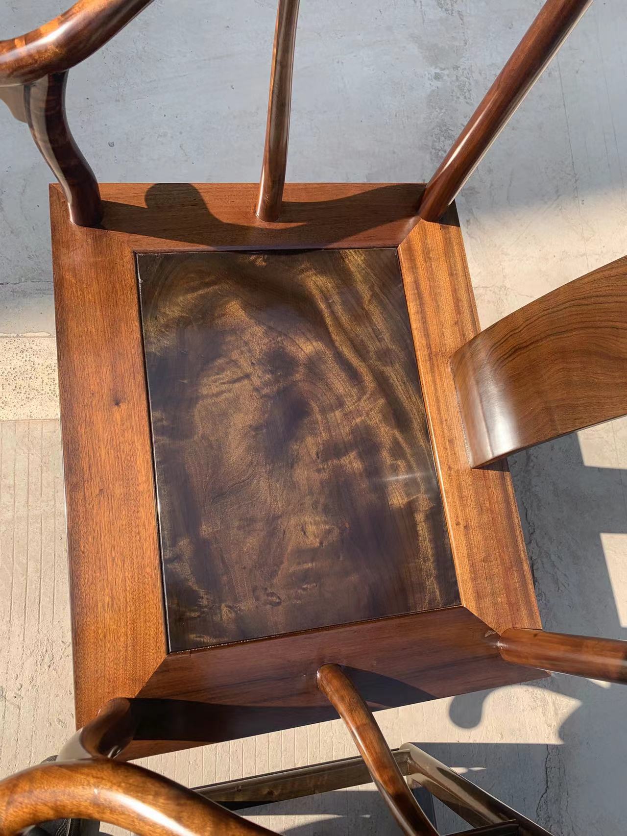 四川小叶桢楠阴沉乌木金丝楠木明式经典圈椅三件套