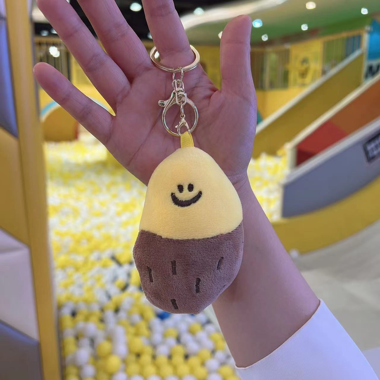 Tiktok Sweet Potato Schoolbag Pendant Keychain Schoolbag Pendant Small Sweet Potato Doll Couple Doll Plush Doll Small Size