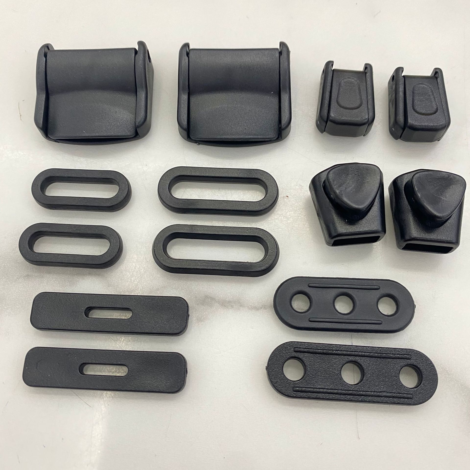 箱包塑料绳扣 塑料隔壁垫片 帐篷织带绳扣 绳扣 卡扣夹扣 皮带扣