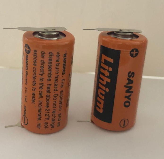 三洋锂电池cr17335se 3v主板plc机器人机械手2/3a 带插脚