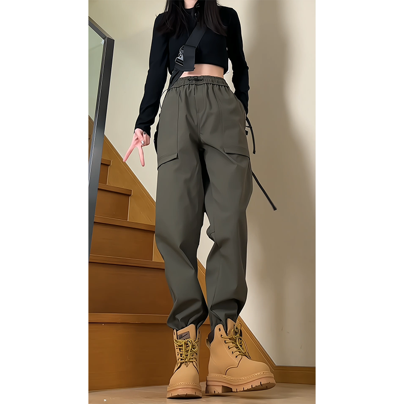 军绿色冲锋马丁靴裤子搭配男美式vibe机能春秋专业徒步登山工装裤