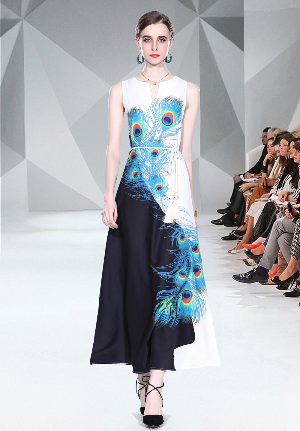 0成交0件2021秋冬新品欧洲站t台走秀长袖印花连衣裙 4米大摆连衣裙