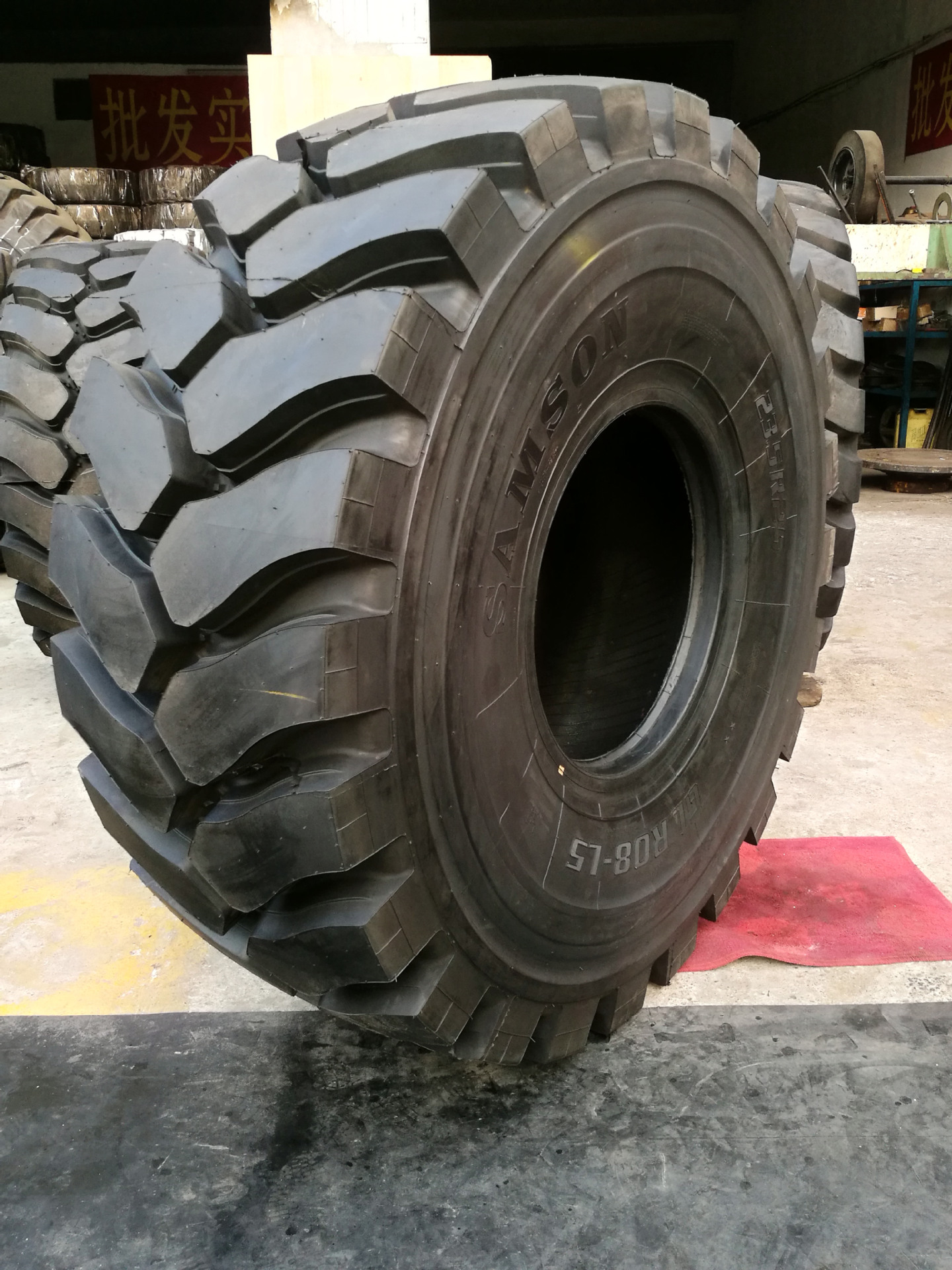 前进大力士 23.5r25 充气钢丝轮胎 50铲车装载机轮胎-阿里巴巴