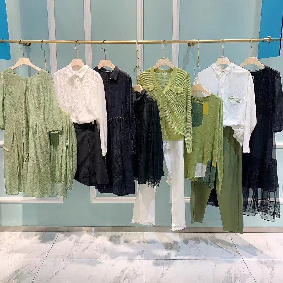 歆艾品牌折扣女装休闲棉麻连衣裙尾货专柜撤柜剪标服装直播货源