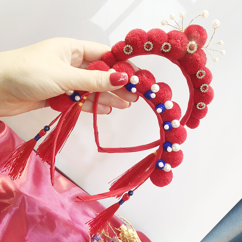 新款秋冬京剧花旦头箍红色喜庆毛绒球发夹流苏水钻珍珠中国风发饰