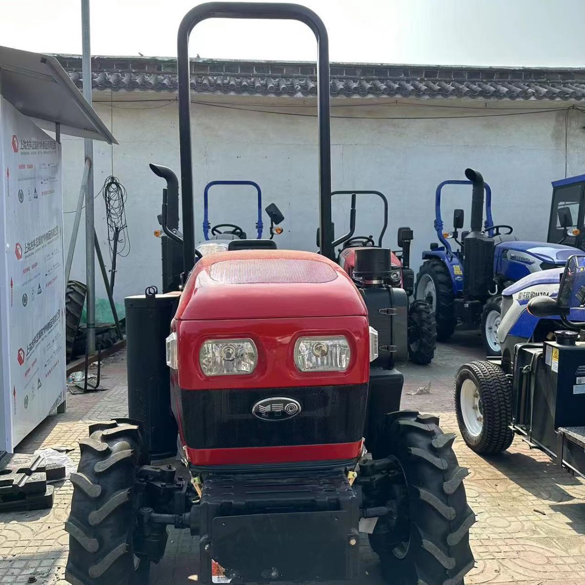 东方红sg704大棚王低矮型大桥拖拉机 低矮小车身大棚果园使用灵活