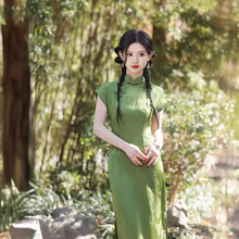 文艺复古秋香绿旗袍少女年轻款2024新款高端气质新中式改良高级感