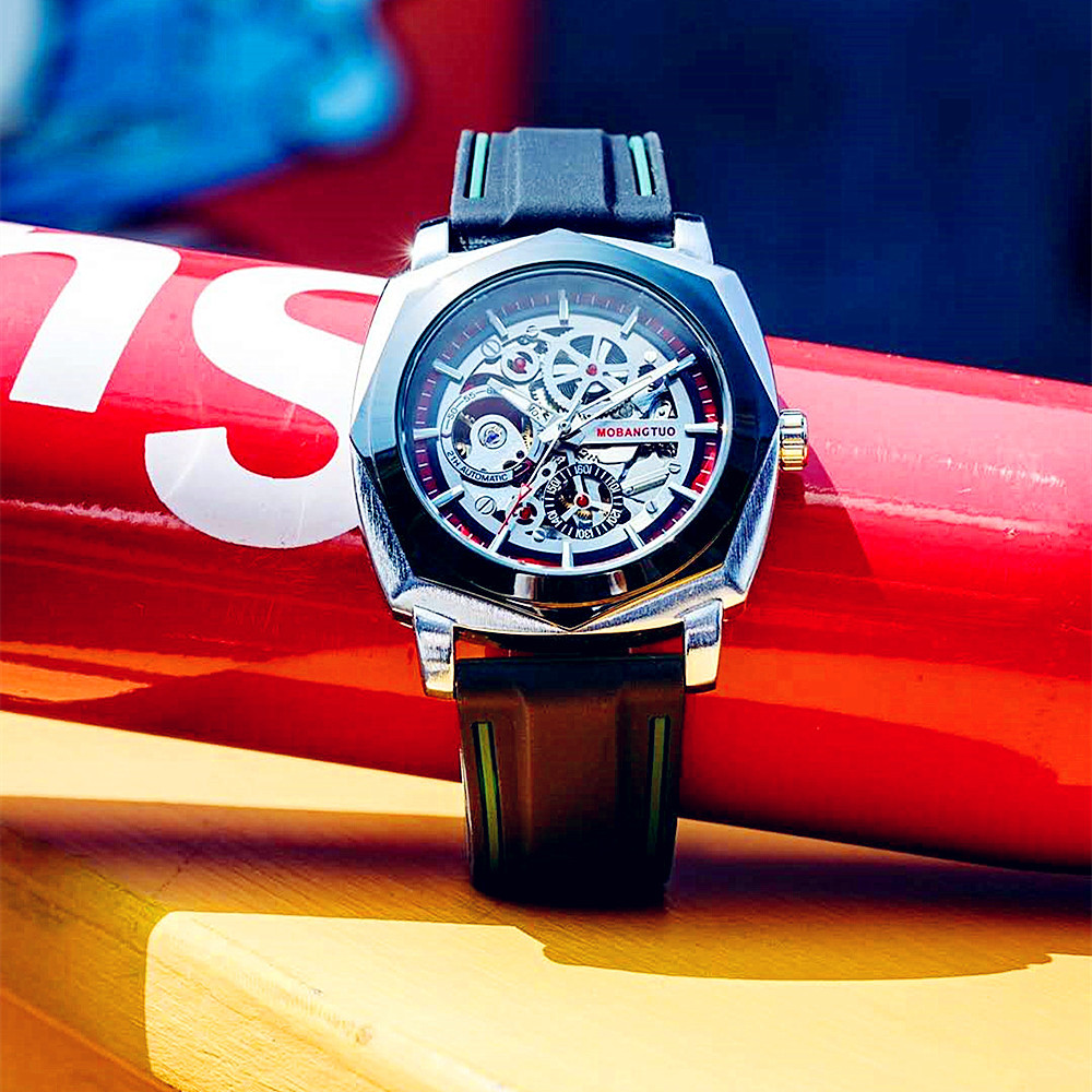 红色指针男士手表图片-沛纳海 手表 背面firenze 1860 红色指针 求