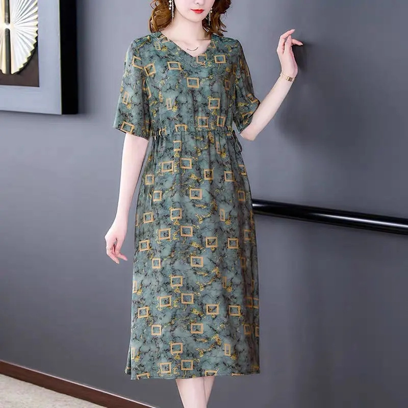 Large Size Loose Slimming Dress Rayon Jacquard Dress for Women 2023 Summer New Elegant Socialite Mom Dress