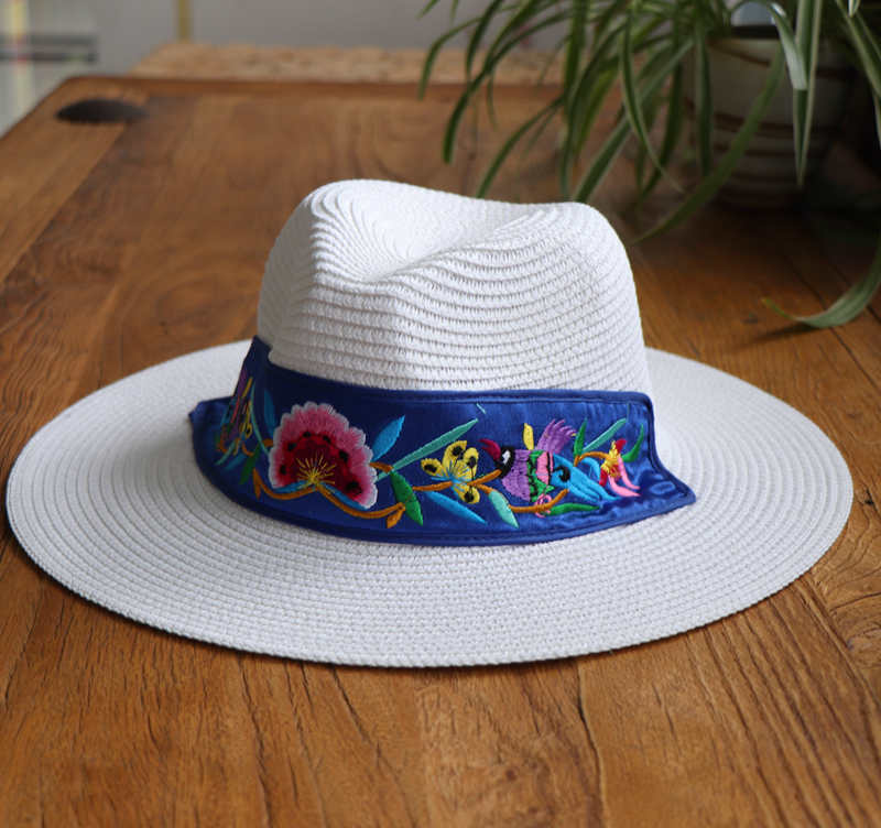 云南民族风绣花帽子女夏季大帽檐刺绣复古礼帽出游遮阳刺绣帽批发