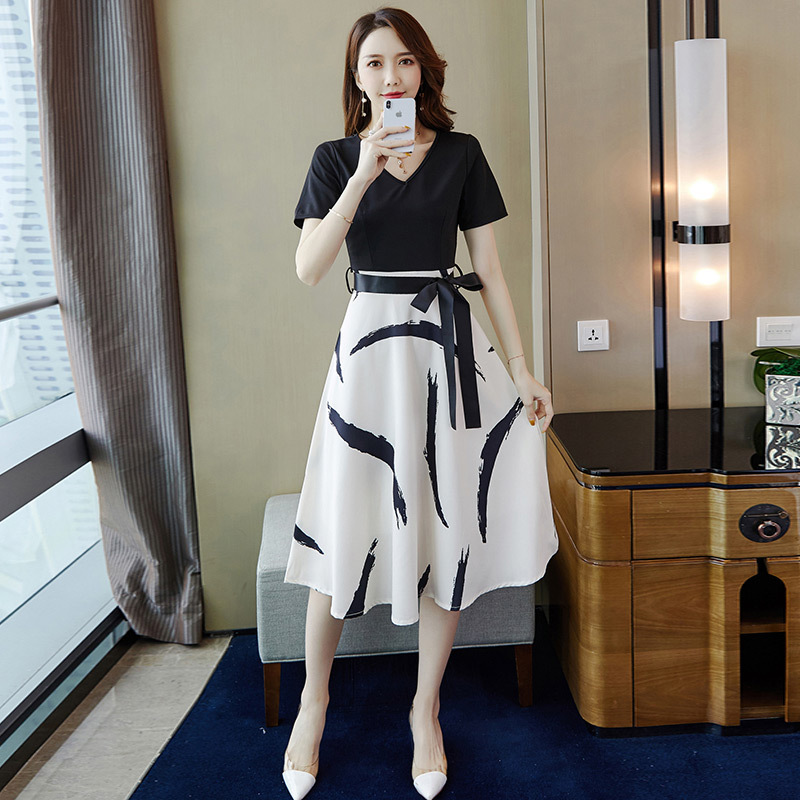 连衣裙2021新款女夏中长款气质女神范衣服显瘦正式场合裙子