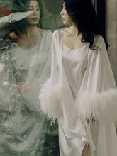 晨袍女新娘结婚冬天秋冬鸵鸟羽毛白色长款小众婚礼睡袍