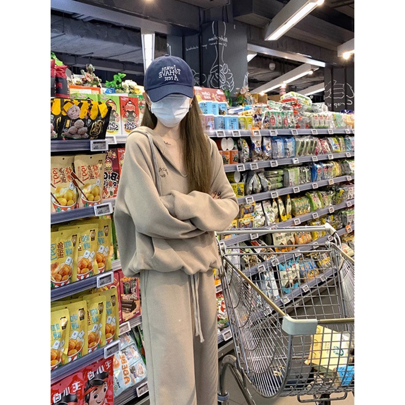 女运动秋季套装图片-海量高清女运动秋季套装图片大全 - 阿里巴巴