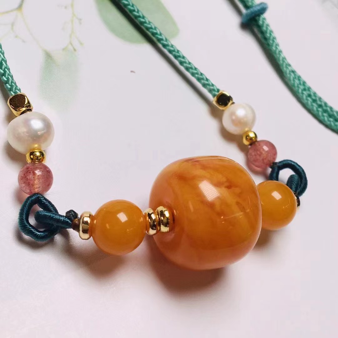 天然琥珀蜜蜡老蜜花蜡墩子锁骨链蜡质浓郁搭配绳子源创工厂批发