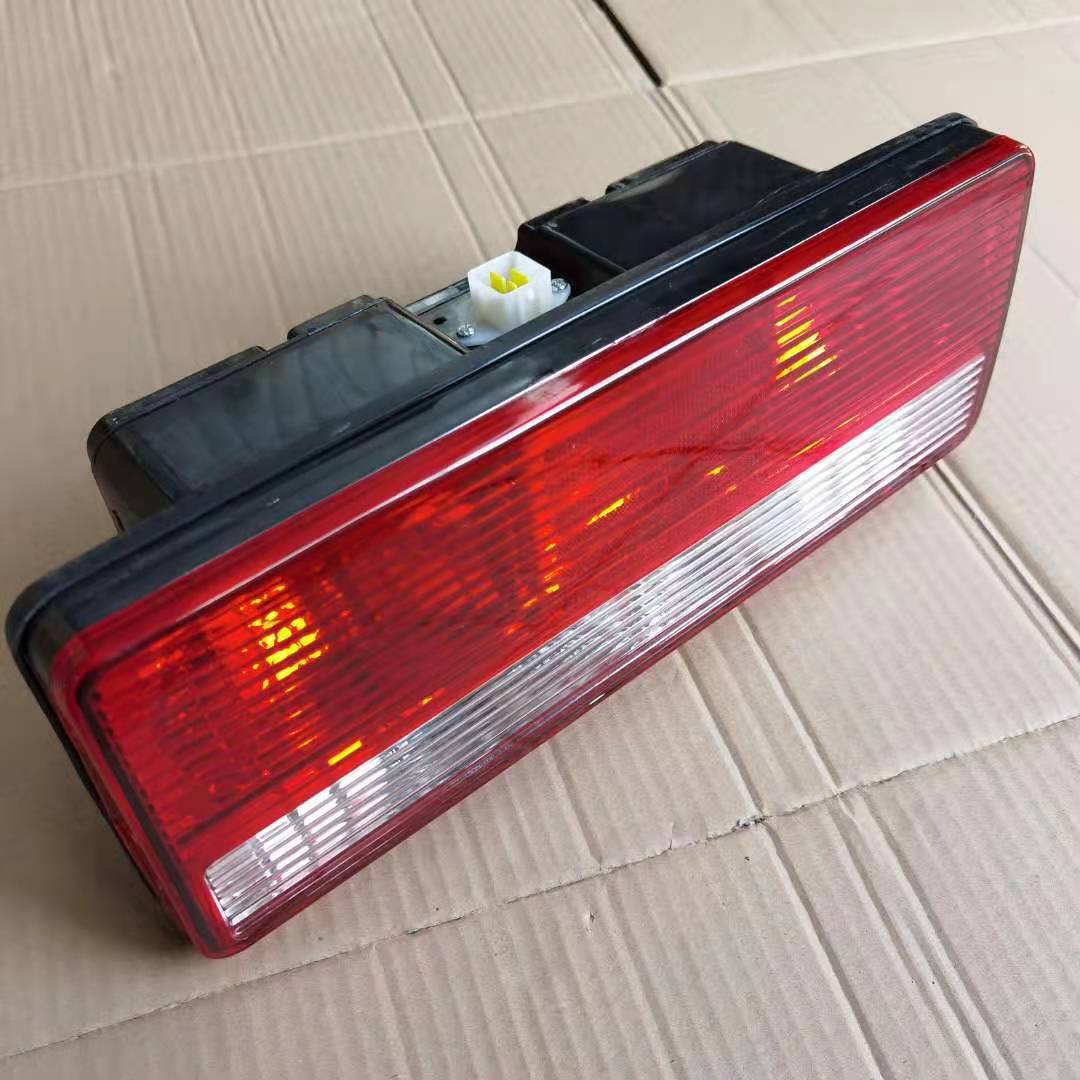 适配东风多利卡后尾灯总成凯普特福瑞卡小霸王d5d12防水刹车转向