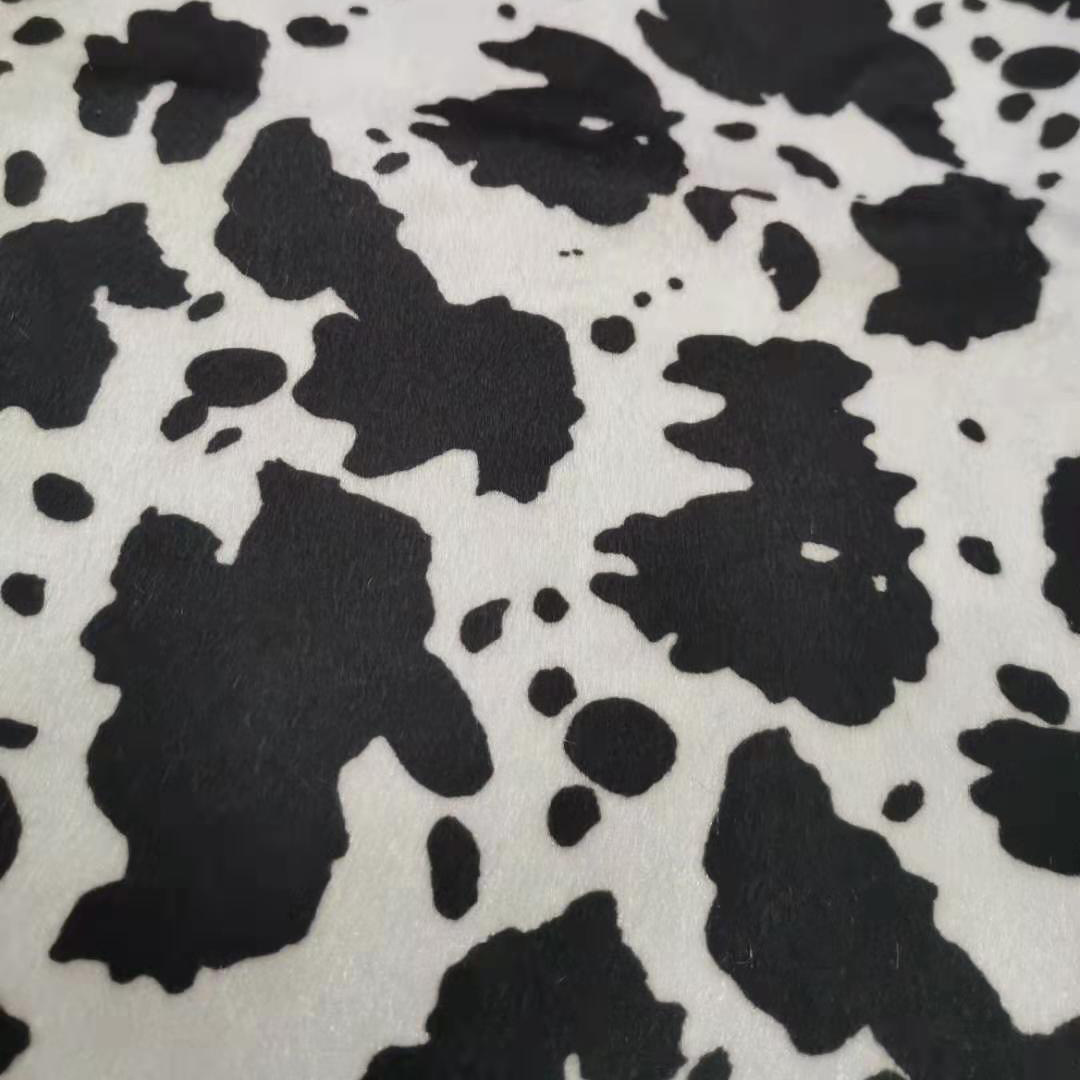 手袋鞋子植绒植毛仿皮毛全涤奶牛纹仿马毛印花面料 现货供应