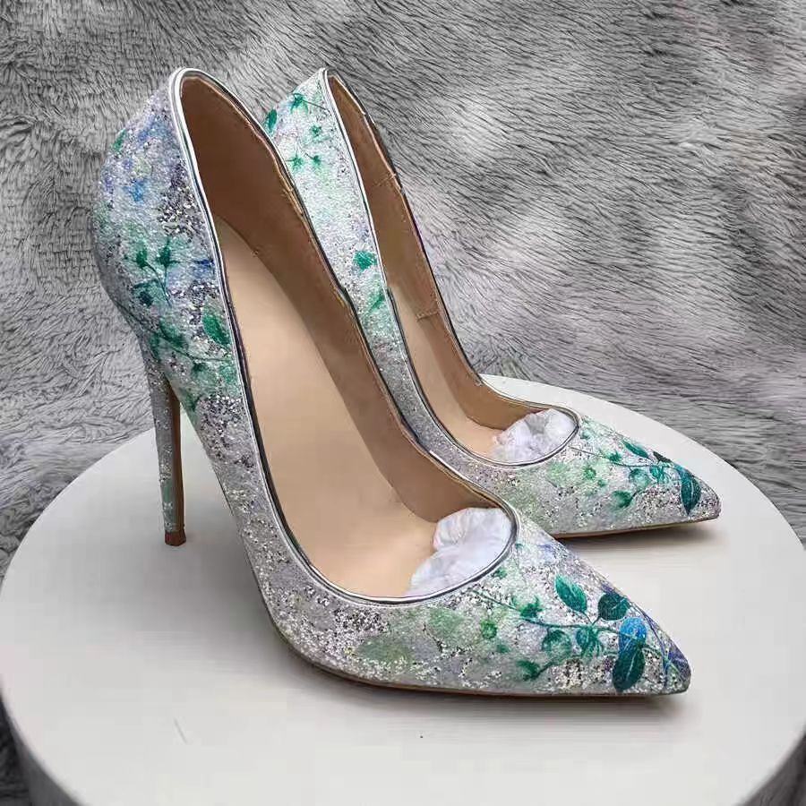 12cm尖头印花亮片感印花时尚高跟鞋2024新款浅口宴会单鞋大码