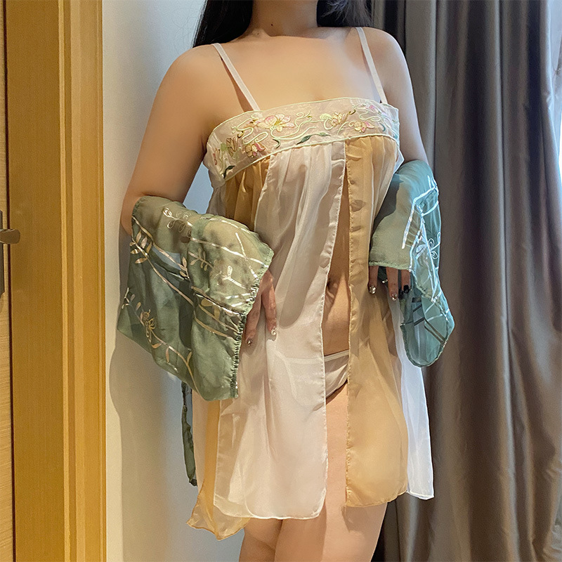 情趣内衣性感睡衣古风汉服诱惑旗袍制服调情火辣抹胸吊带套装