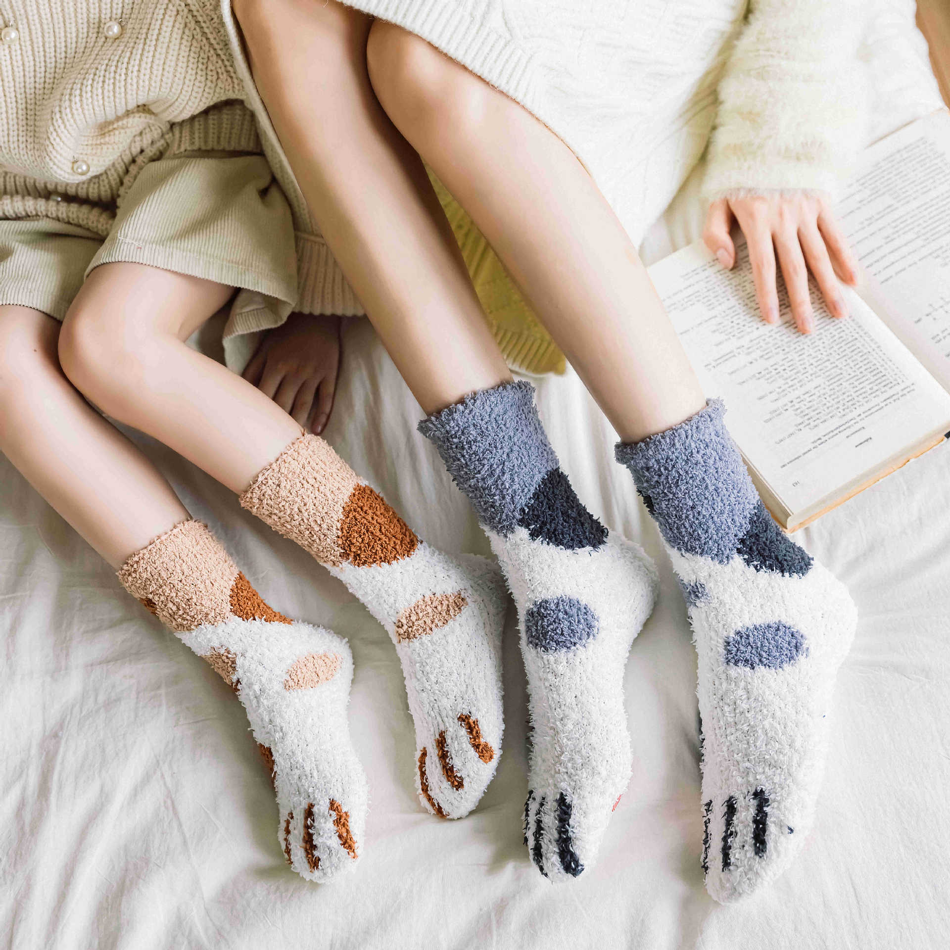 儿童袜秋冬新款小猫爪中筒棉袜韩版卡通男童女童袜珊瑚绒袜子批发