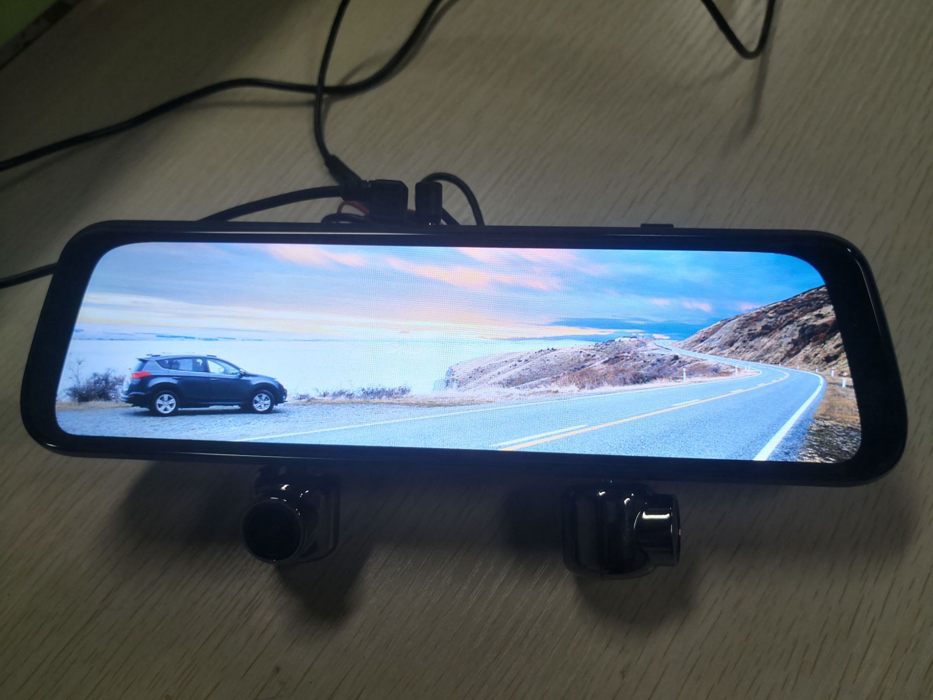 双镜头前后双录360度全景星光夜视高清行车记录仪