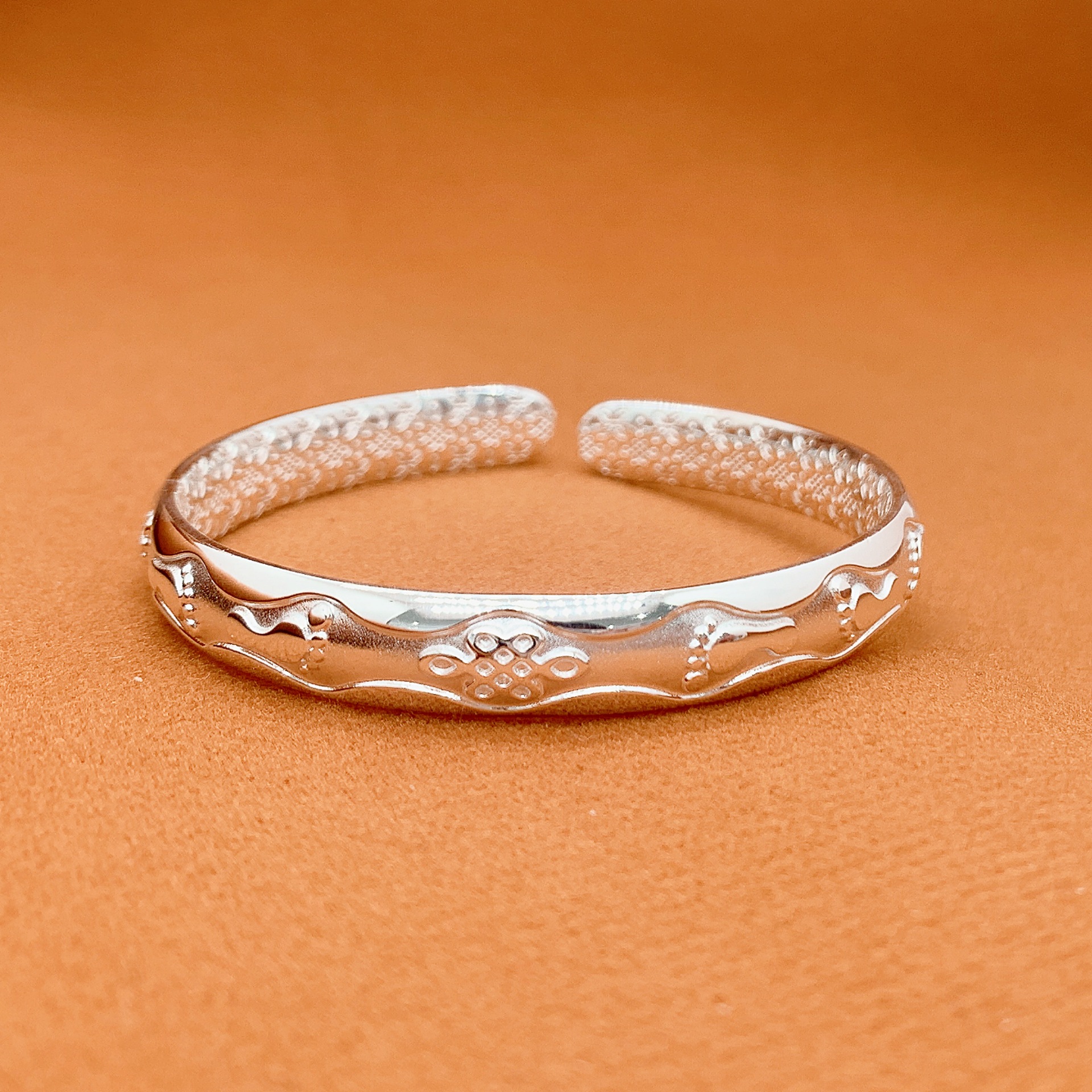 福氏足银999精工电镀民族风经典中国结光面纯银开口手镯女款送礼