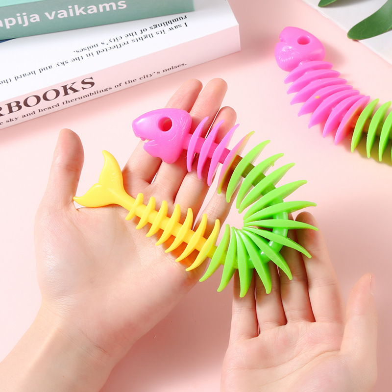 New Products in Stock Three-Color Stitching Tpr Fishbone Toy Fish Fishbone Thorn Bracelet Lala Bracelet Decompression Toys for Children