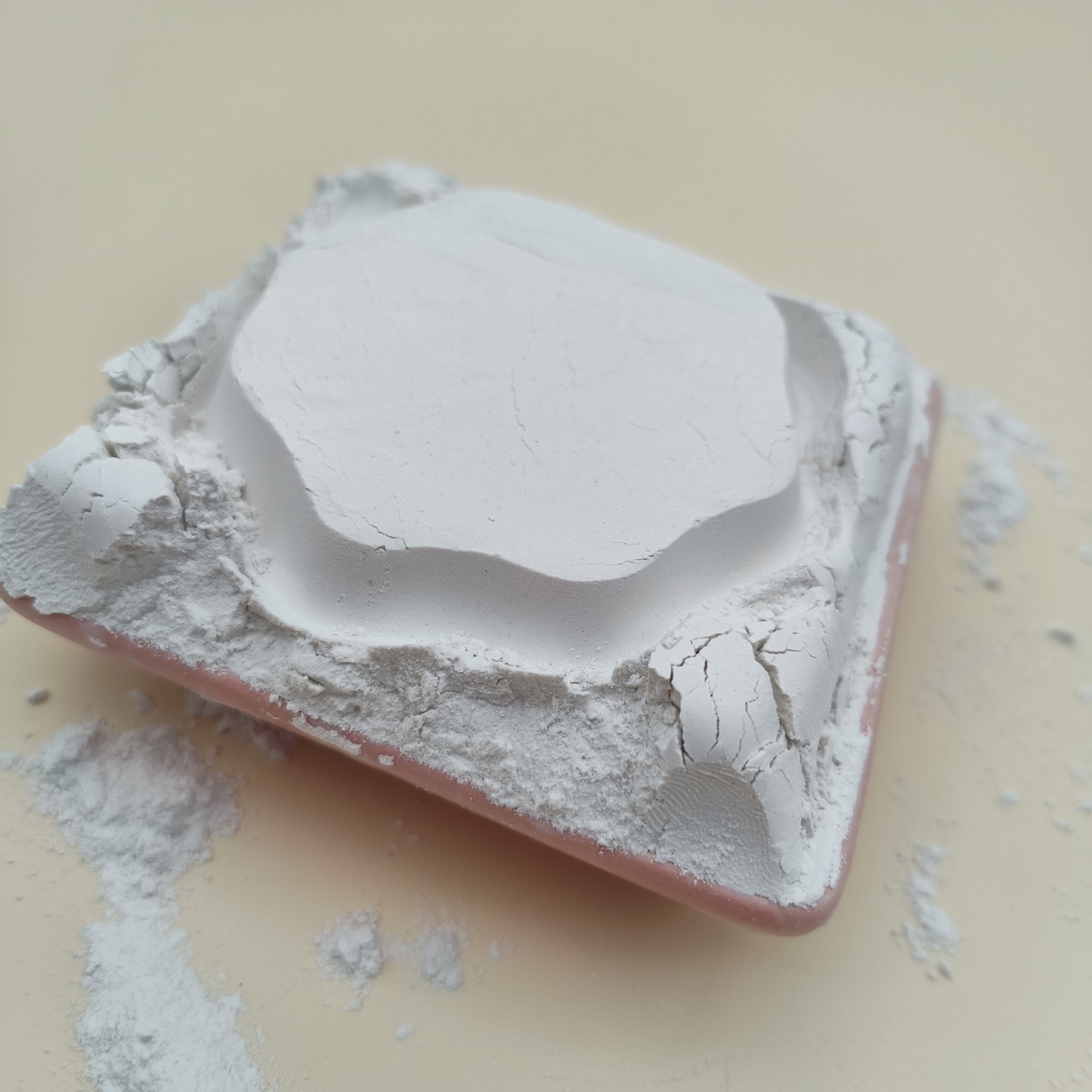 氟化铝粉末厂家直销光学玻璃材料氟化铝冶炼金属溶剂工业级氟化钙