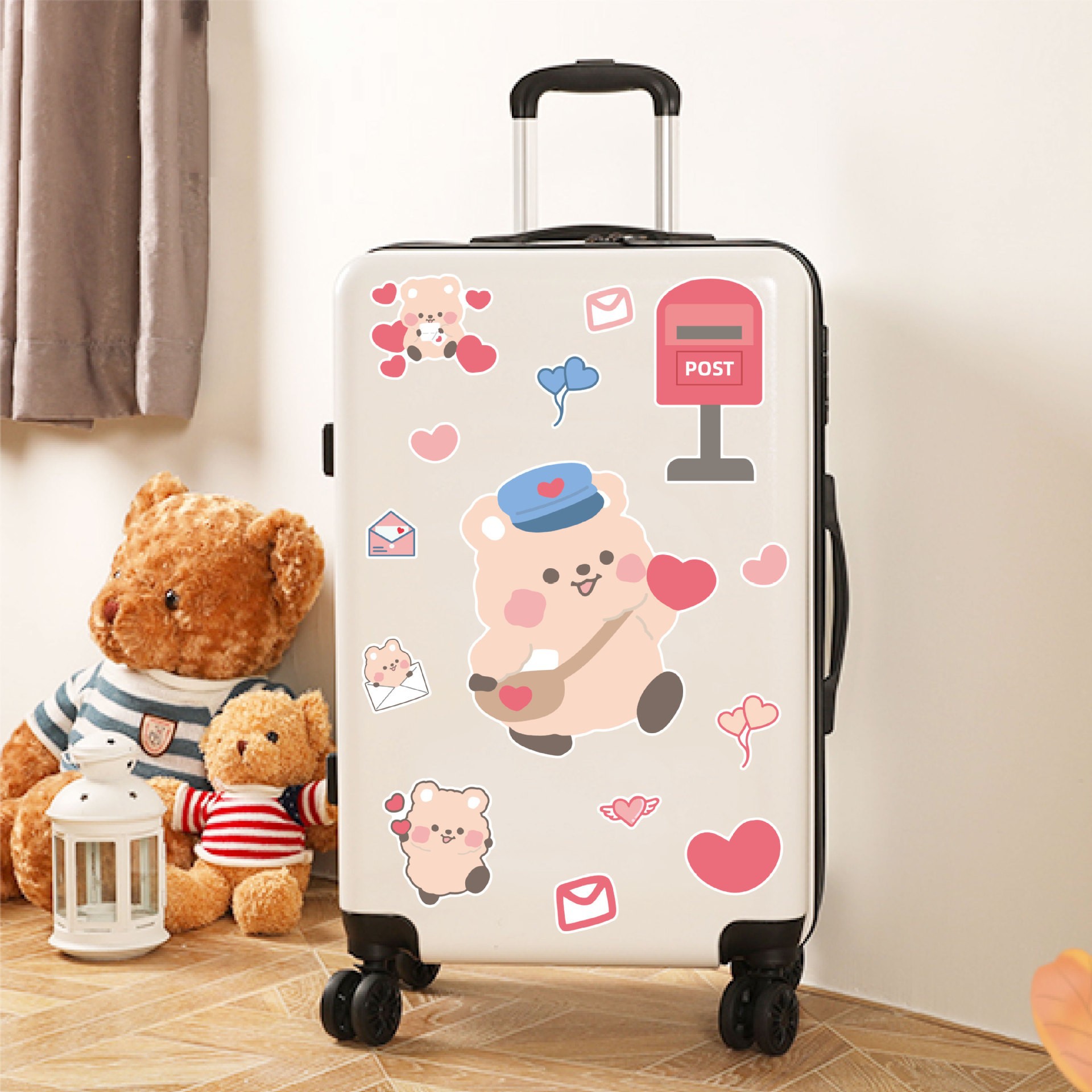 行李箱贴纸大号小熊邮递员可爱女孩卡通防水装饰电脑汽车贴纸画