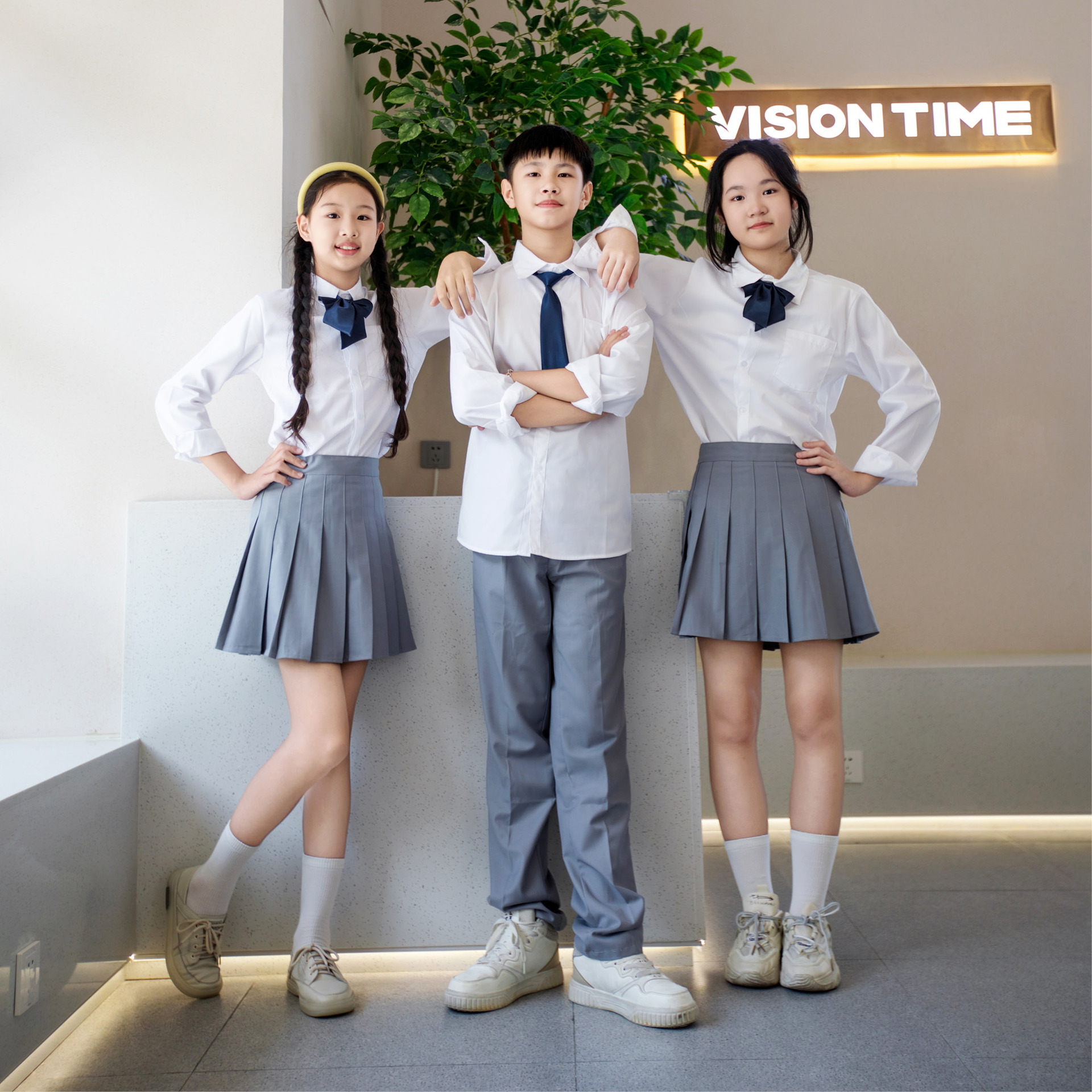 中学生班服学院风套装初中运动会校服高中生英伦风毕业照含棉布料