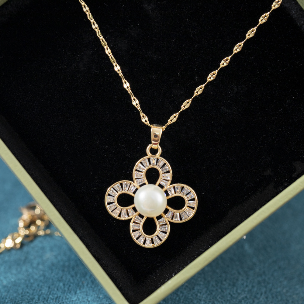 原创设计 天然珍珠项链水滴四叶草吊坠微镶镀18k真金复古风首饰女