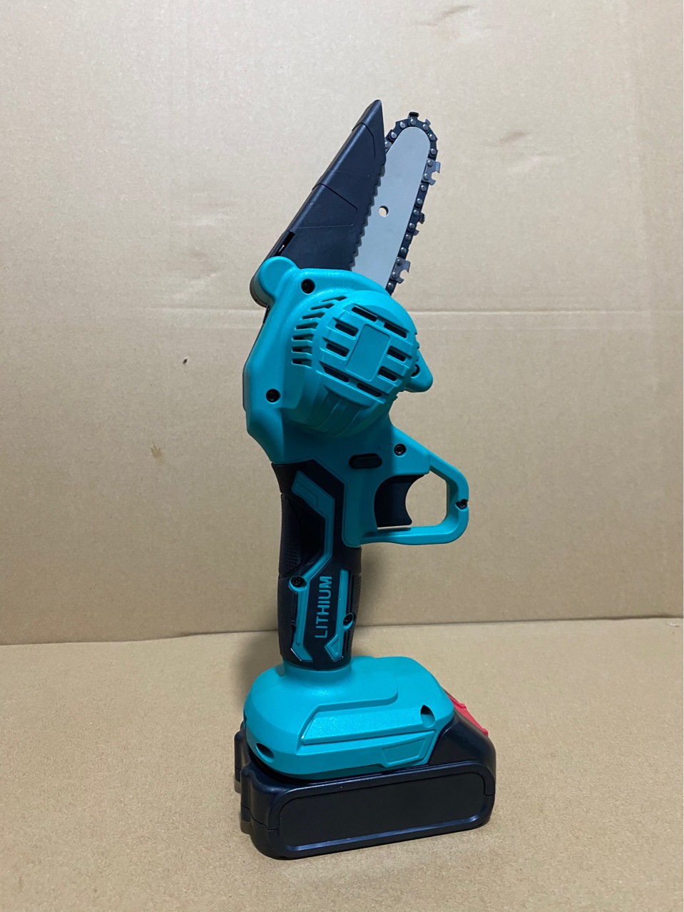 刚巧电锯伐木锯家用小型手持迷你修枝电锯手提充电式锂电池电链锯