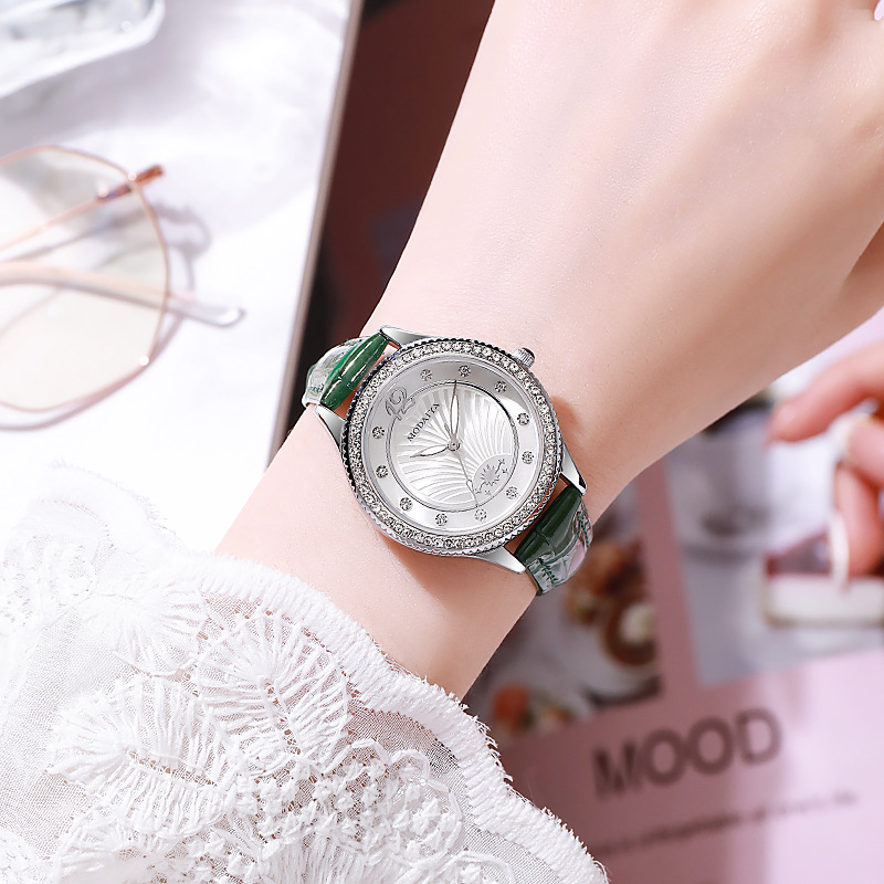 Tiktok Live Streaming on Kwai New Internet Celebrity Women‘s Quartz Watch Simple and Light Luxury Rhinestone Women‘s Fashion One Piece Dropshipping