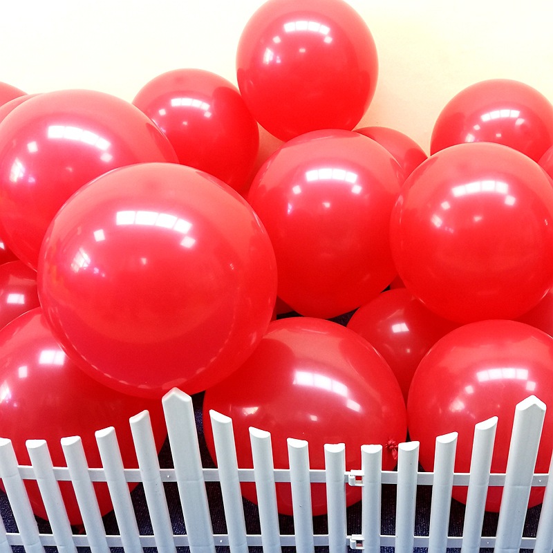 Wholesale 10-Inch Matt round 2.2G Rubber Balloons Color Opening Wedding Room Shop Decoration Matte Solid Color Balloon