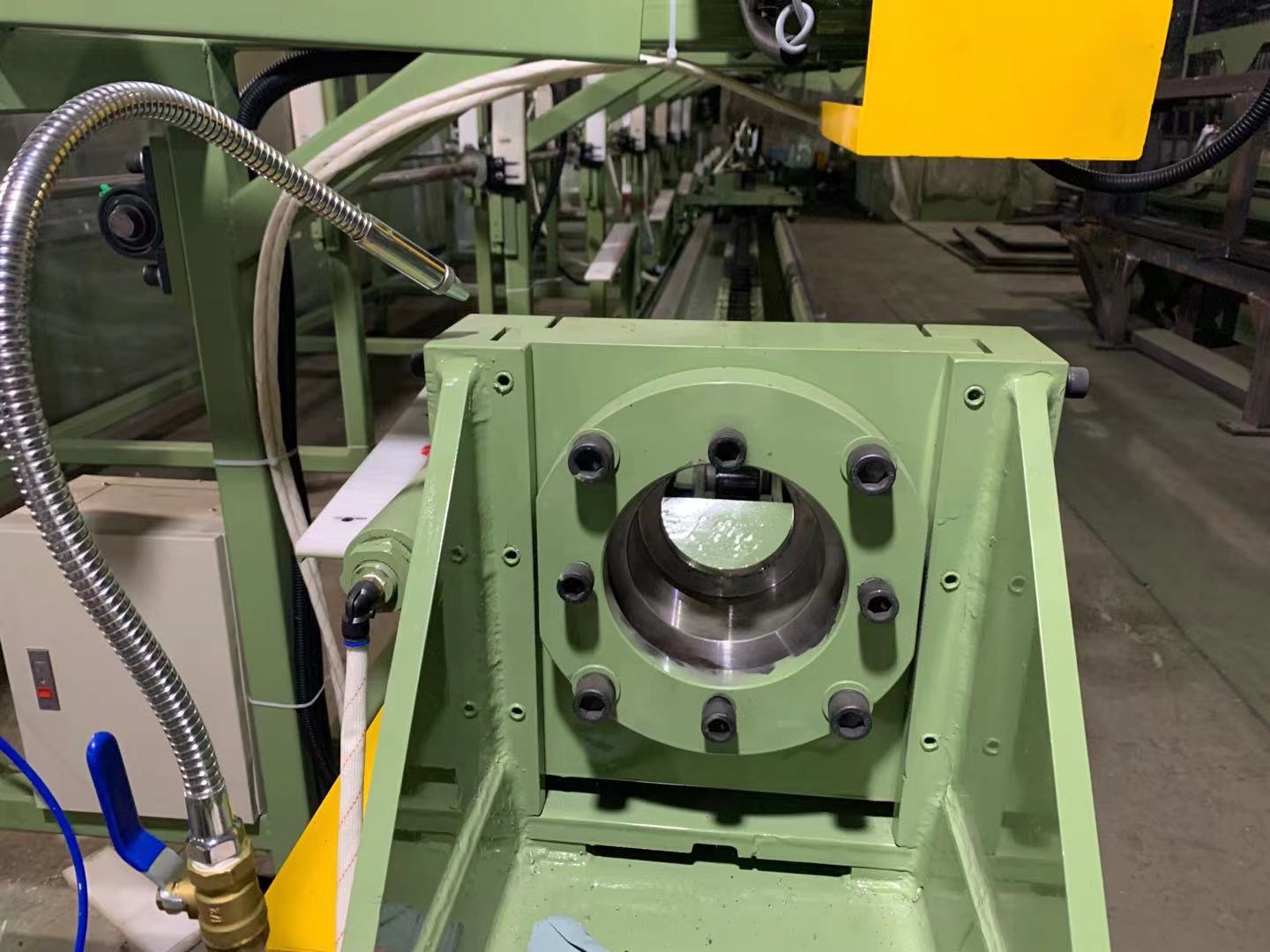 全自动管材棒材拉拔机,档位调速轻松自在,可接受私人定制