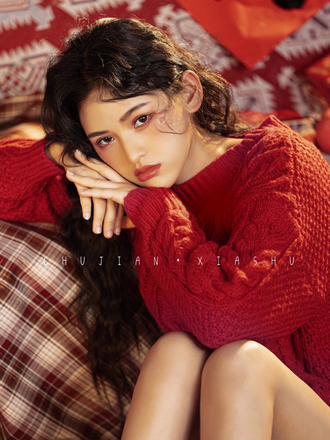 影楼新年主题服装女圣诞红色毛衣喜庆春节可爱少女个人写真艺术照