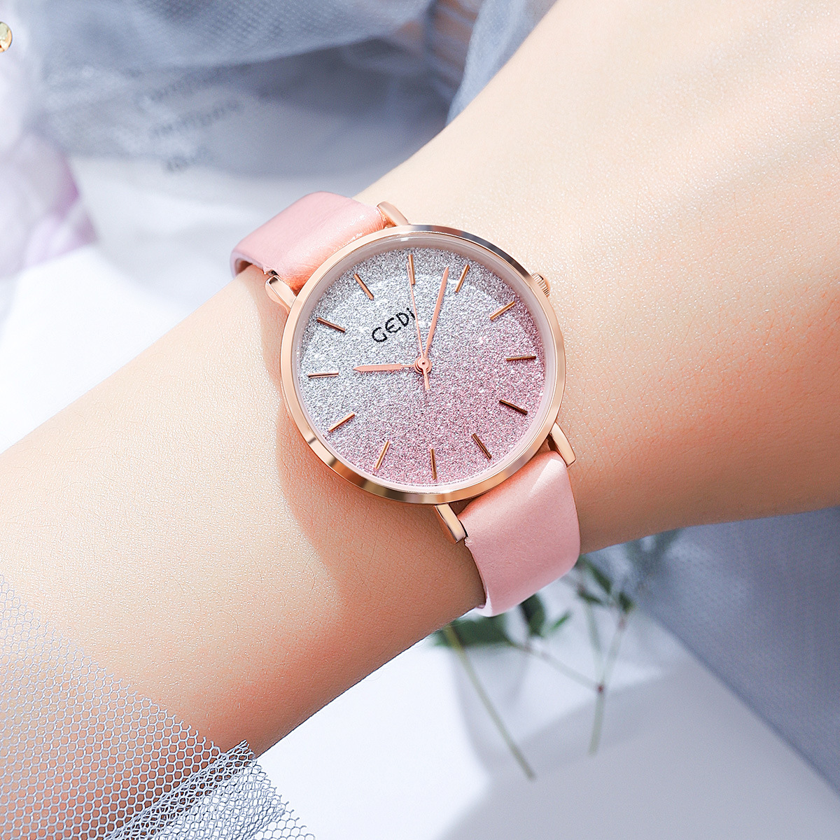 歌迪女生学生新款手表