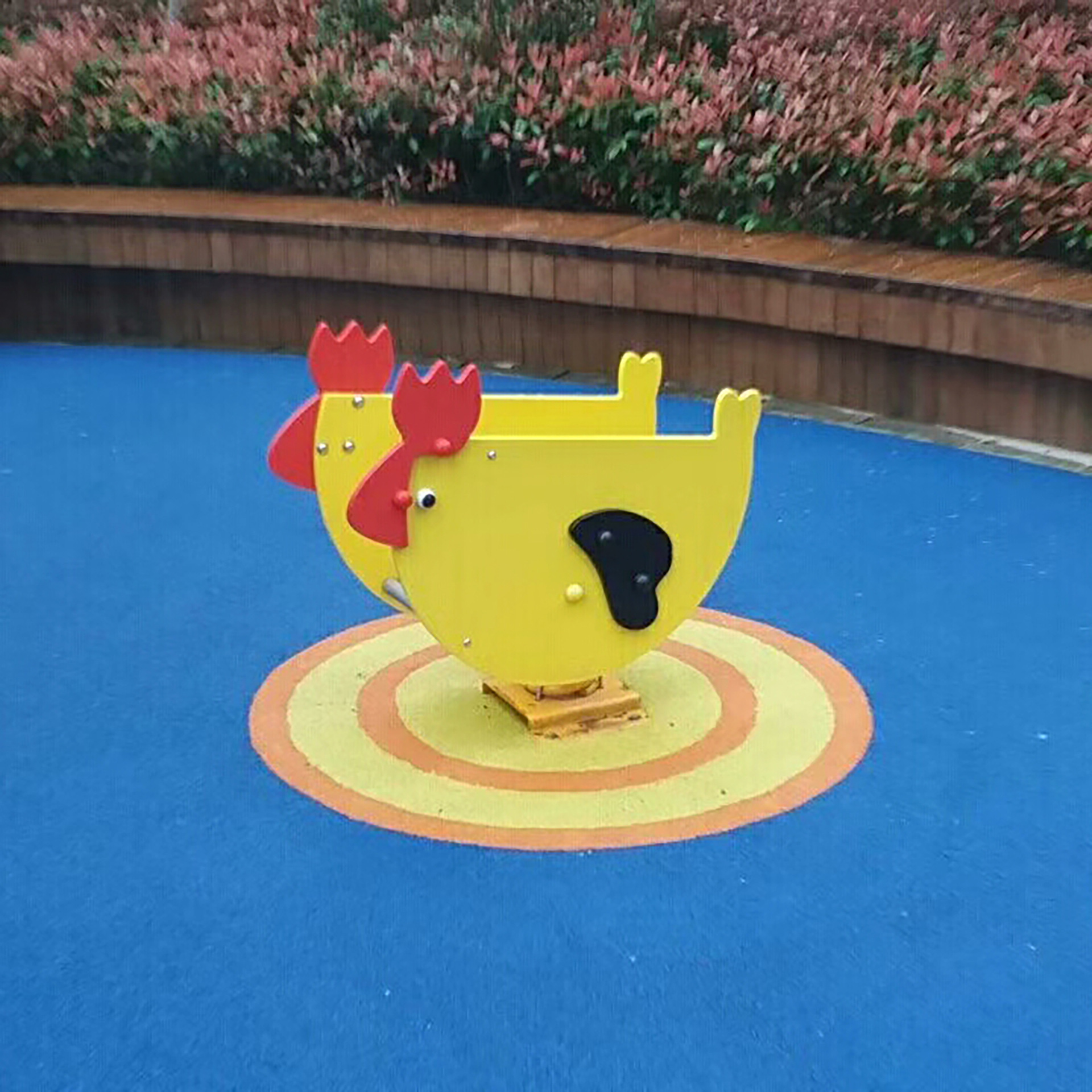 幼儿园户外木制儿童木马 公园小区儿童卡通动物pe弹簧摇马摇摇乐
