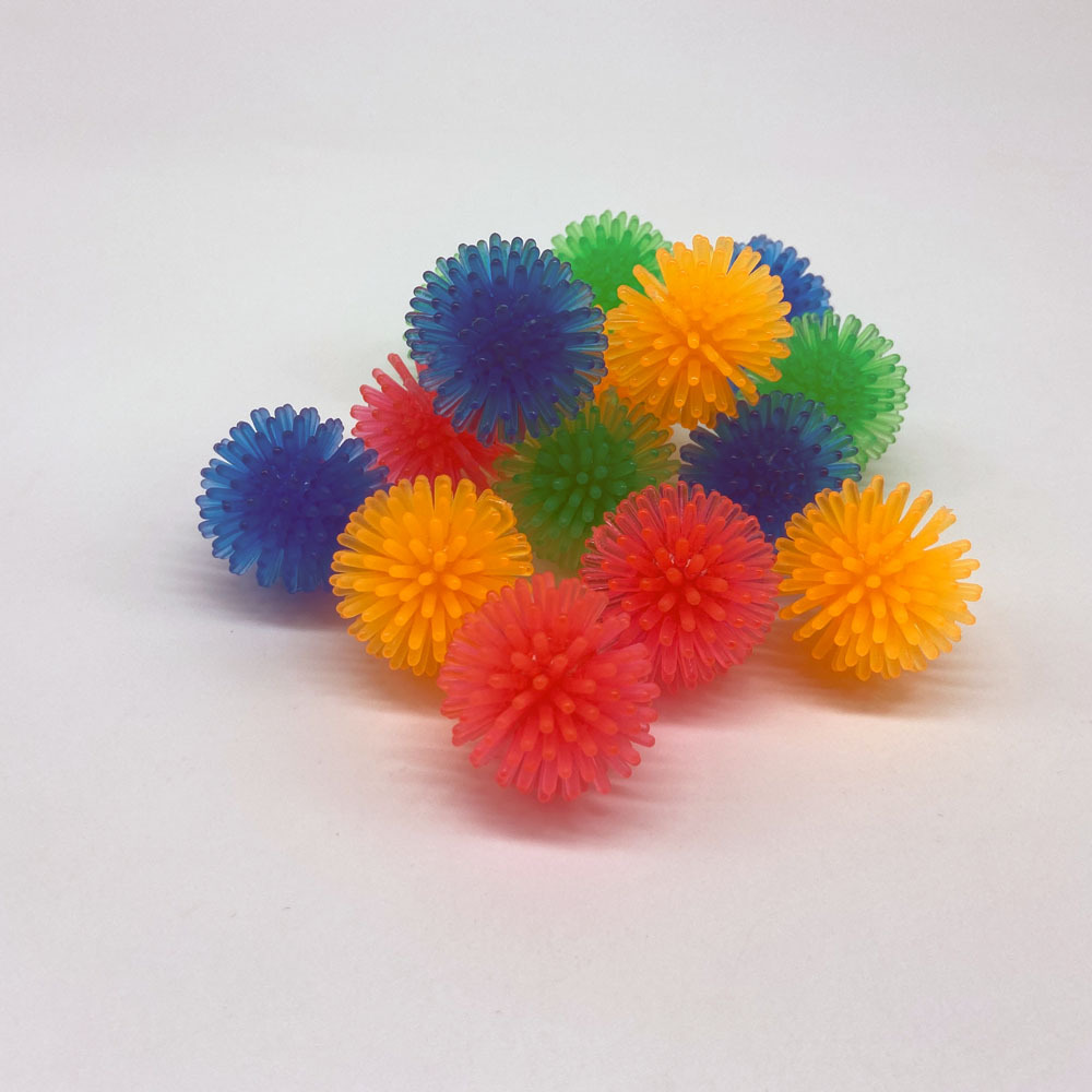 厂家直销外贸中号混色刺猬球,毛刺球钥匙扣,迷你扭蛋壳玩具