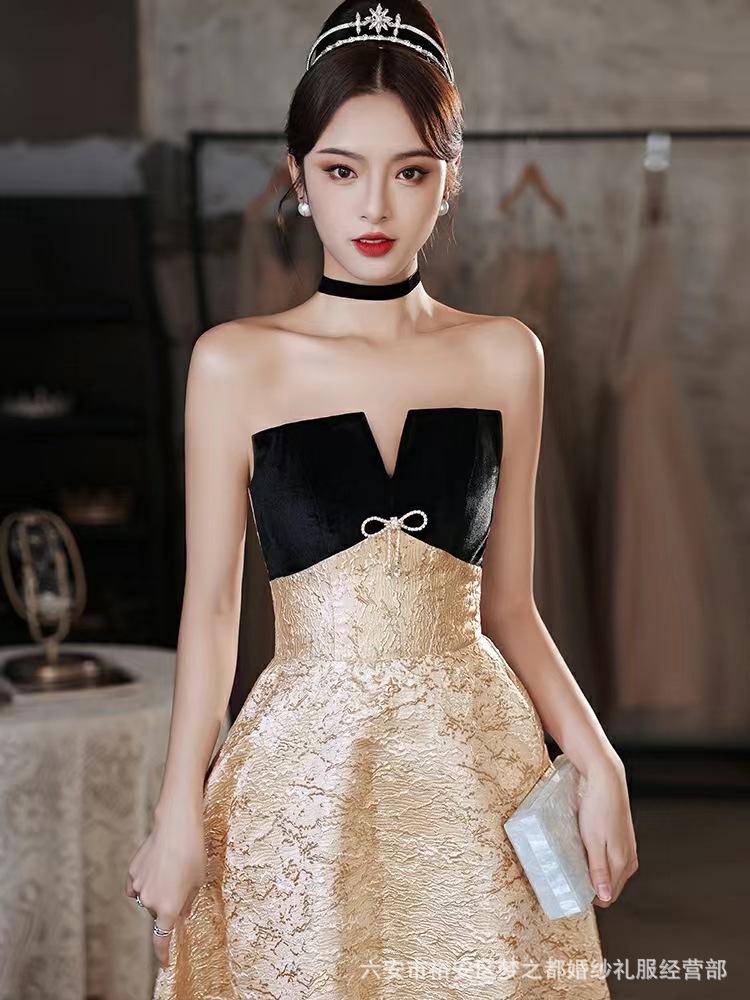 年会主持人晚礼服女名媛高级感轻奢长款金色惊艳宴会抹胸气质长裙