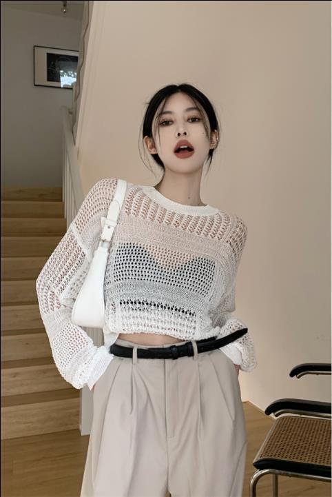 圆领白罩衫图片