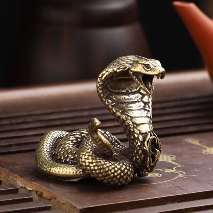 纯黄铜十二生肖腰缠万贯眼镜蛇铜蛇摆件家居客厅装饰铜工艺品摆件