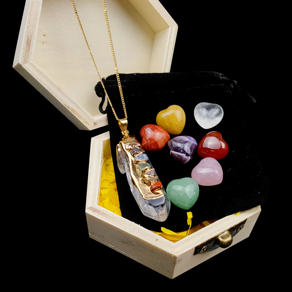 Natural Stone Natural Crystal Agate Heart Small Ornaments Colorful Stone Irregular Pendants Gift Box Wooden Box Set