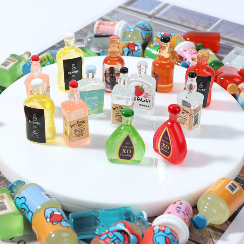 Simulation Mini Decorations DIY Phone Case Accessories Resin Accessories Beverage Bottle Candy Toy Micro Landscape Ornaments Wholesale