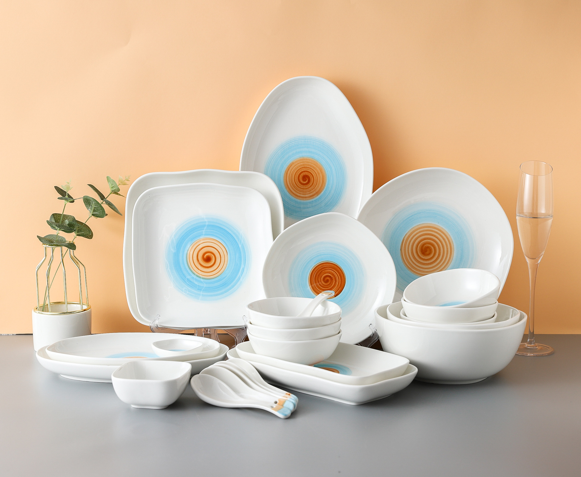 酒店陶瓷餐具, 新骨瓷强化瓷刀叉; 咖啡具; 盘子;勺瓢; 碗; 杯子