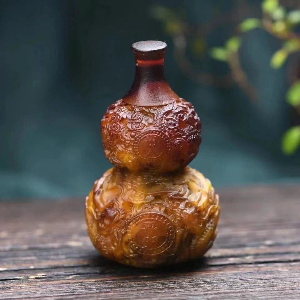 厂家直供龙涎香手把件真品会琥珀男士随身把玩葫芦吊坠直播货源