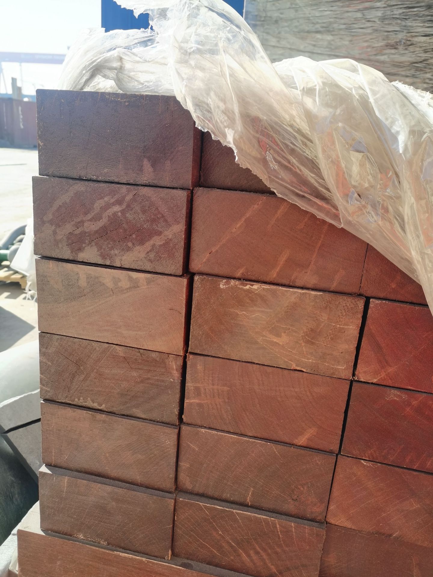 非洲红铁木木方已风干低价处理10*20*1米